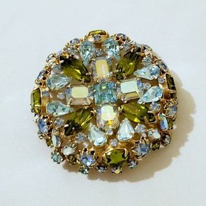 Vintage Schreiner signed Brooch